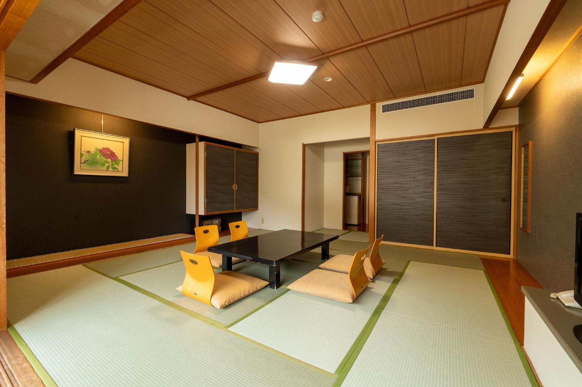 大江戸温泉物語 東山グランドホテル