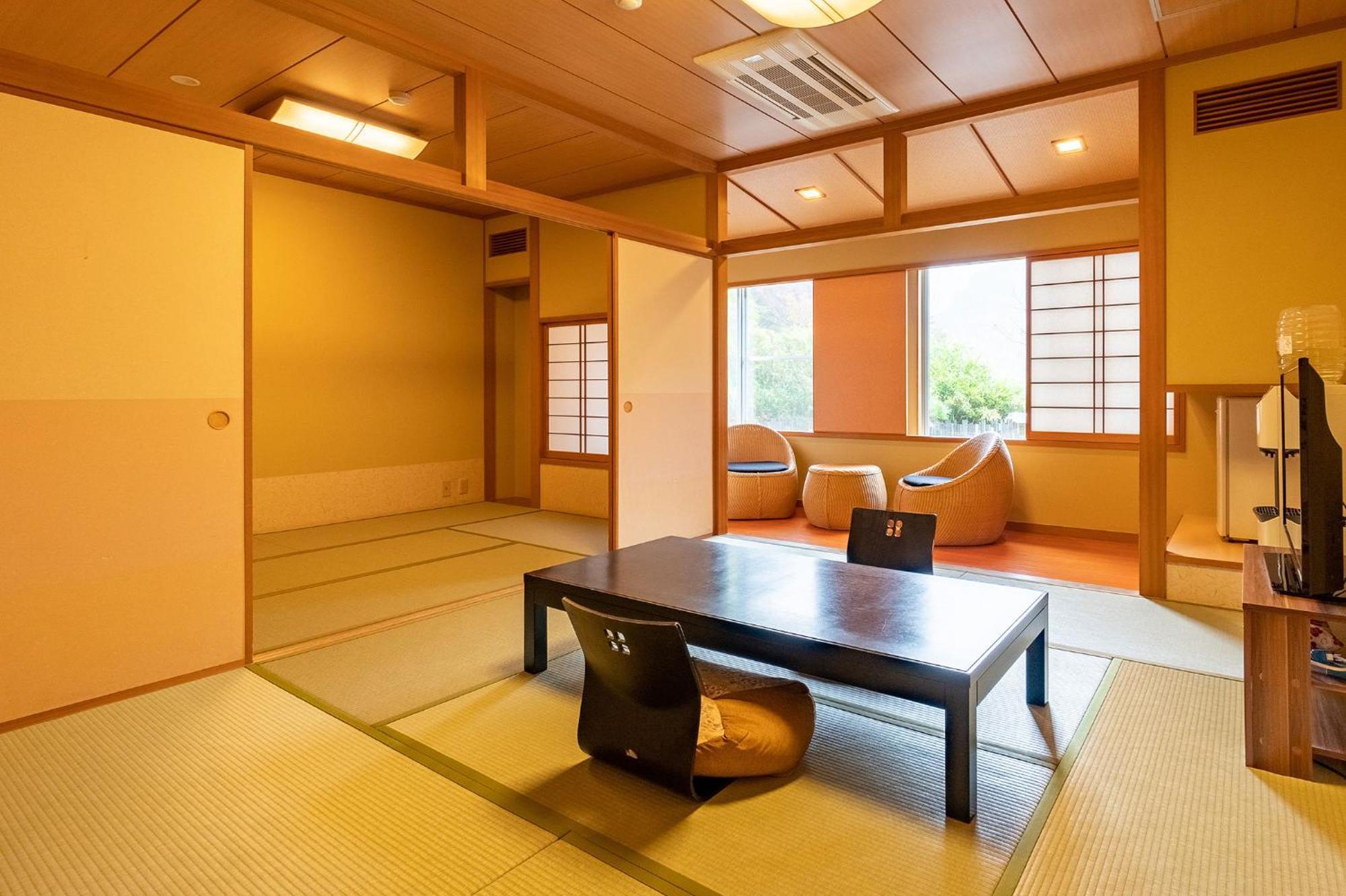Ooedo Onsen Monogatari Higashiyama Grand Ryokan